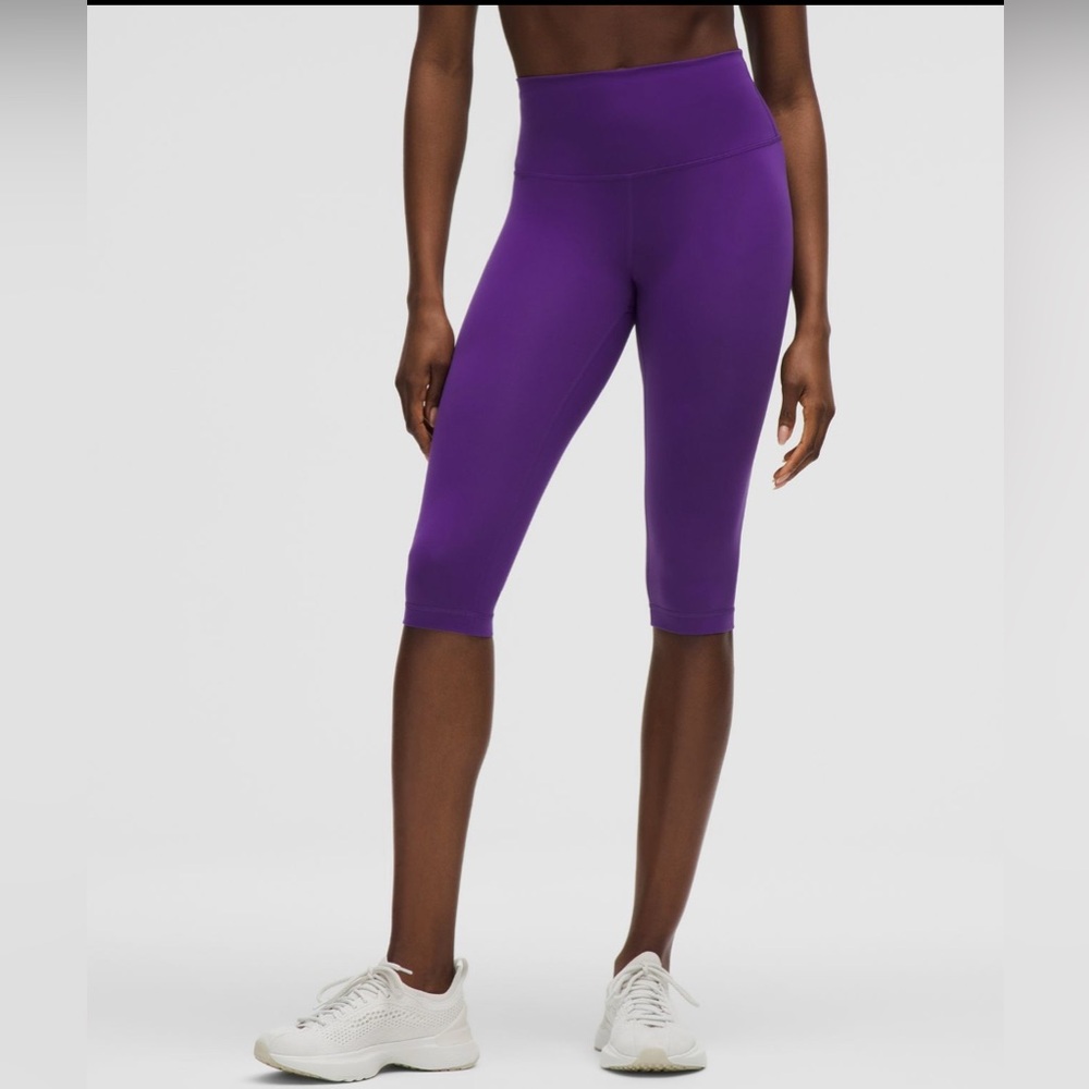 Lululemon Athletica Vibrant Purple Cropped Leggings